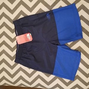 Boys L The North Face bathing suit. NWT.